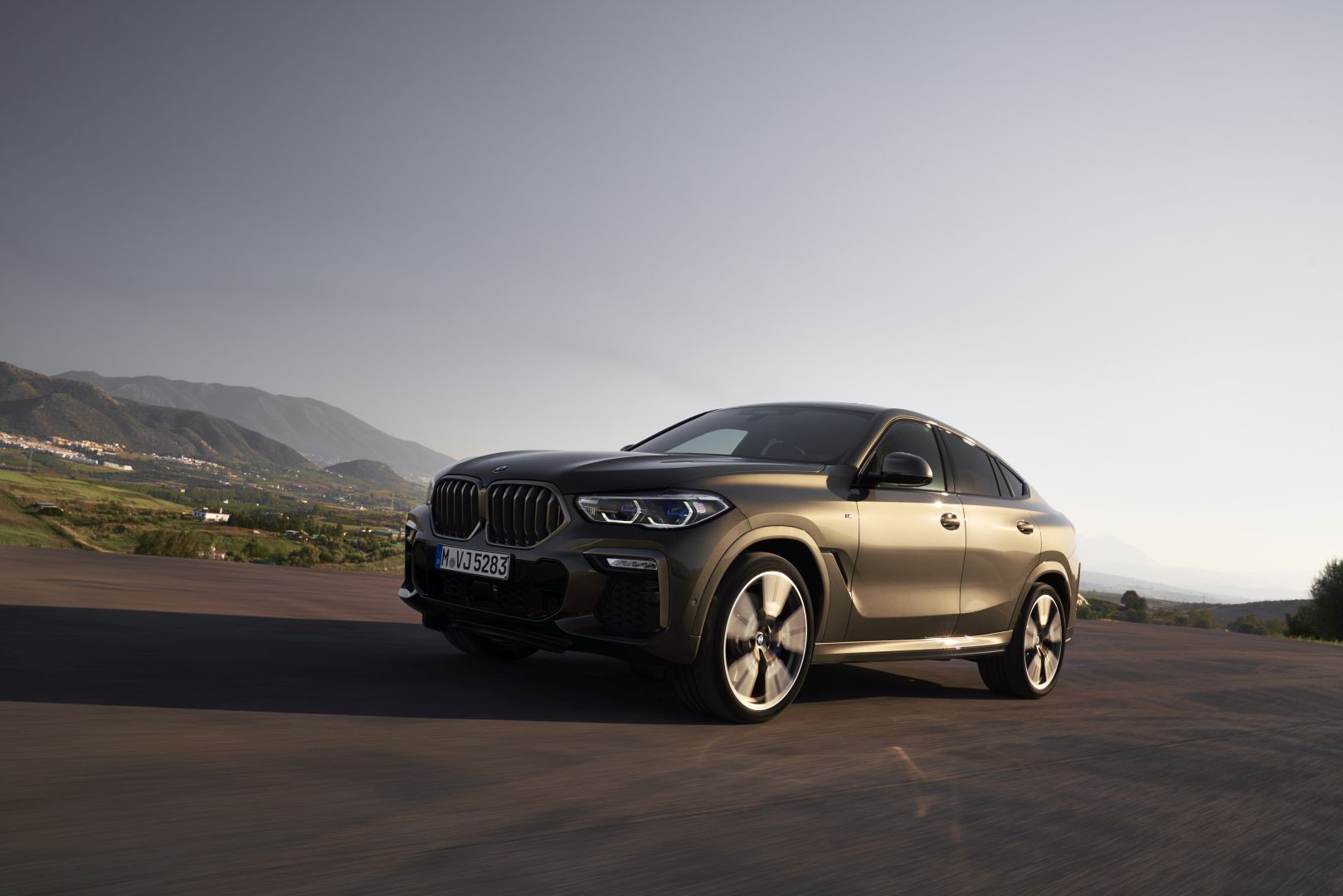 Bmw X6 photo 14