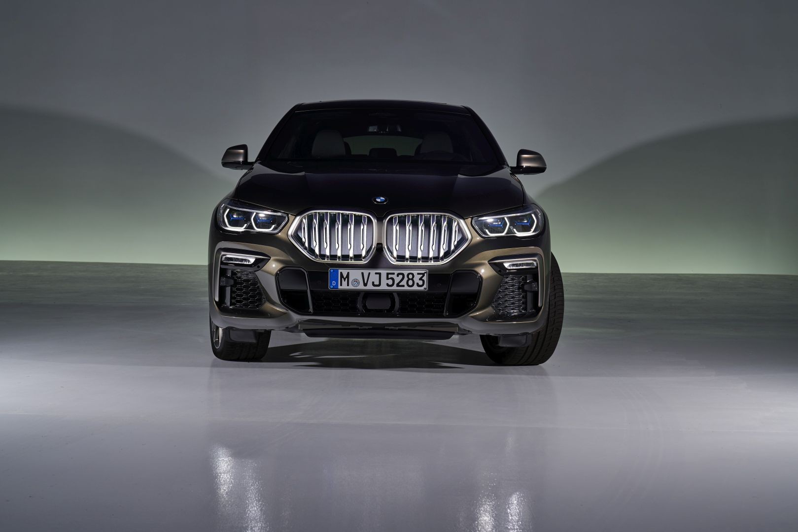 Bmw X6 photo 26