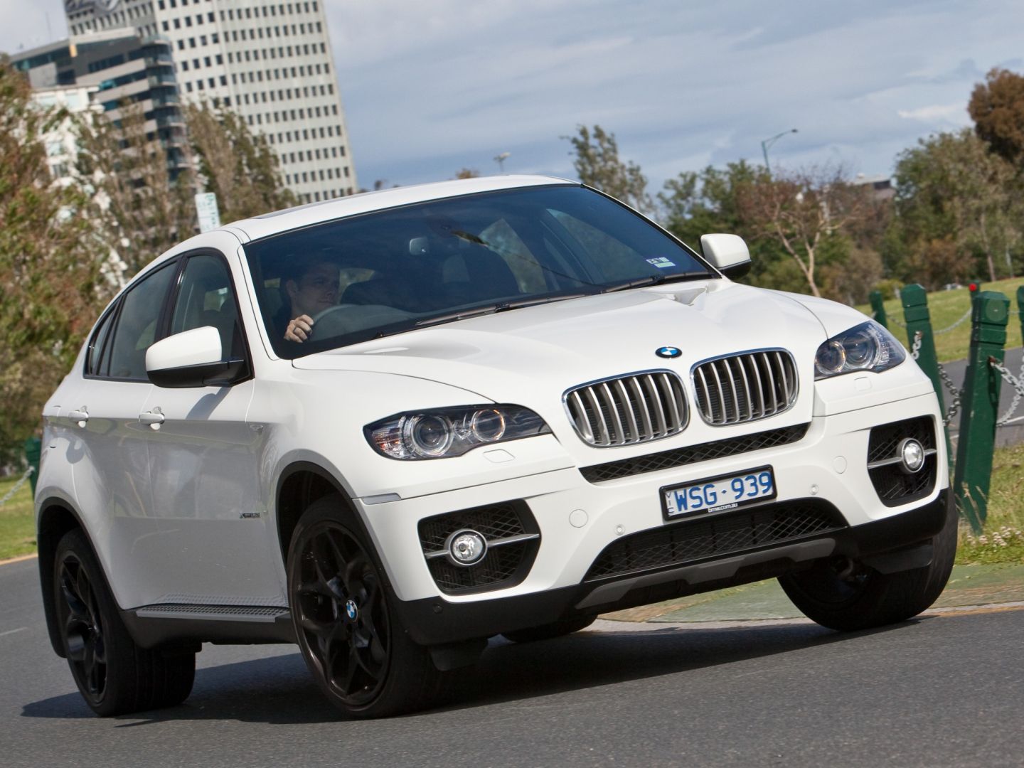 Bmw X6 photo 33