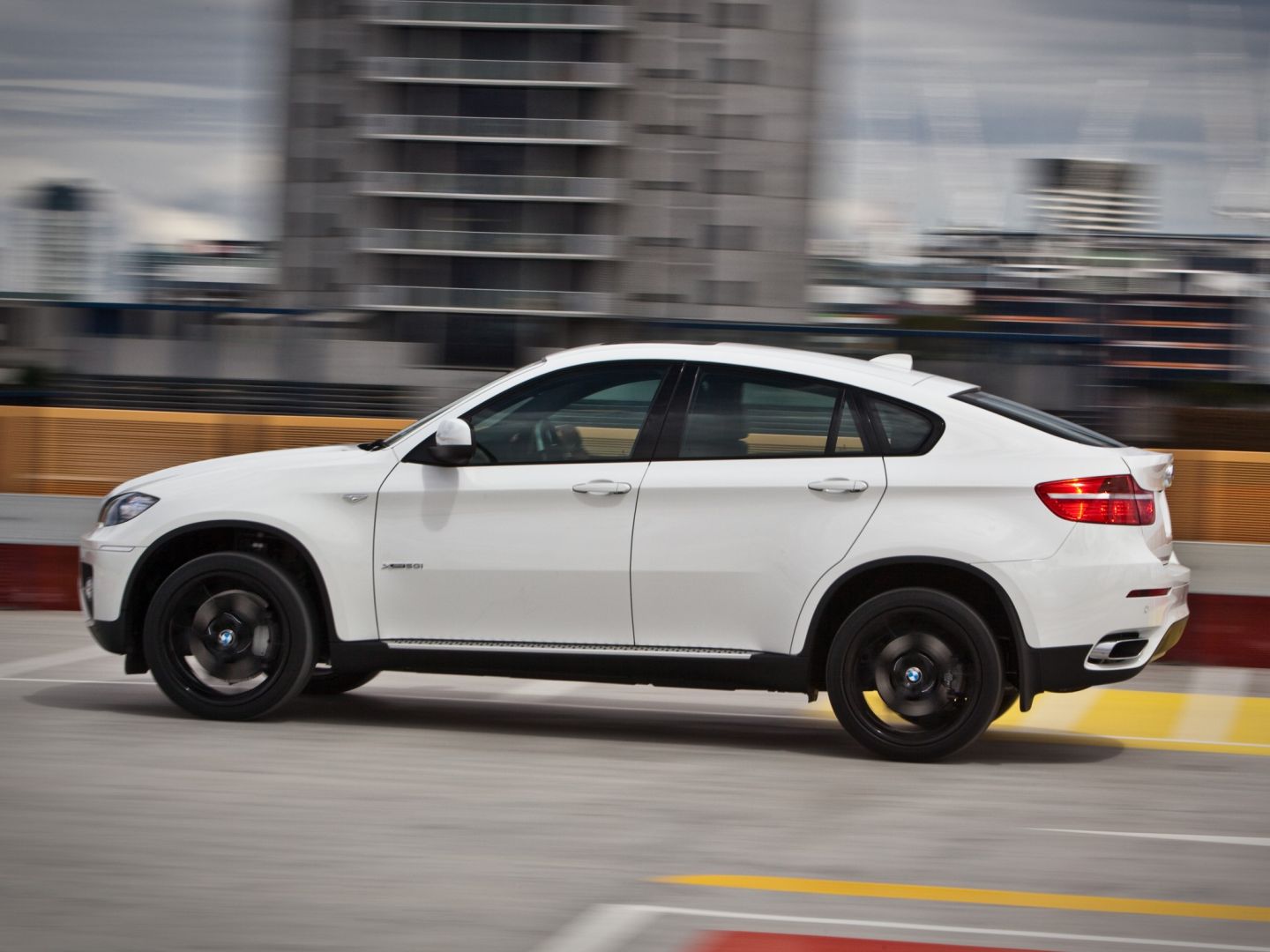 Bmw X6 photo 35
