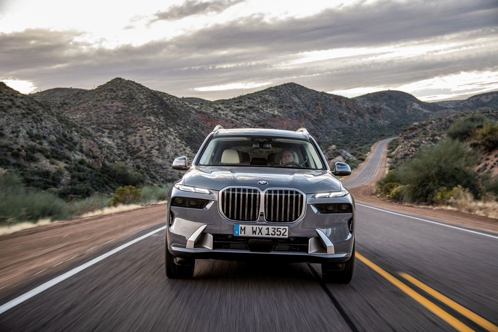 Bmw X7 photo 70