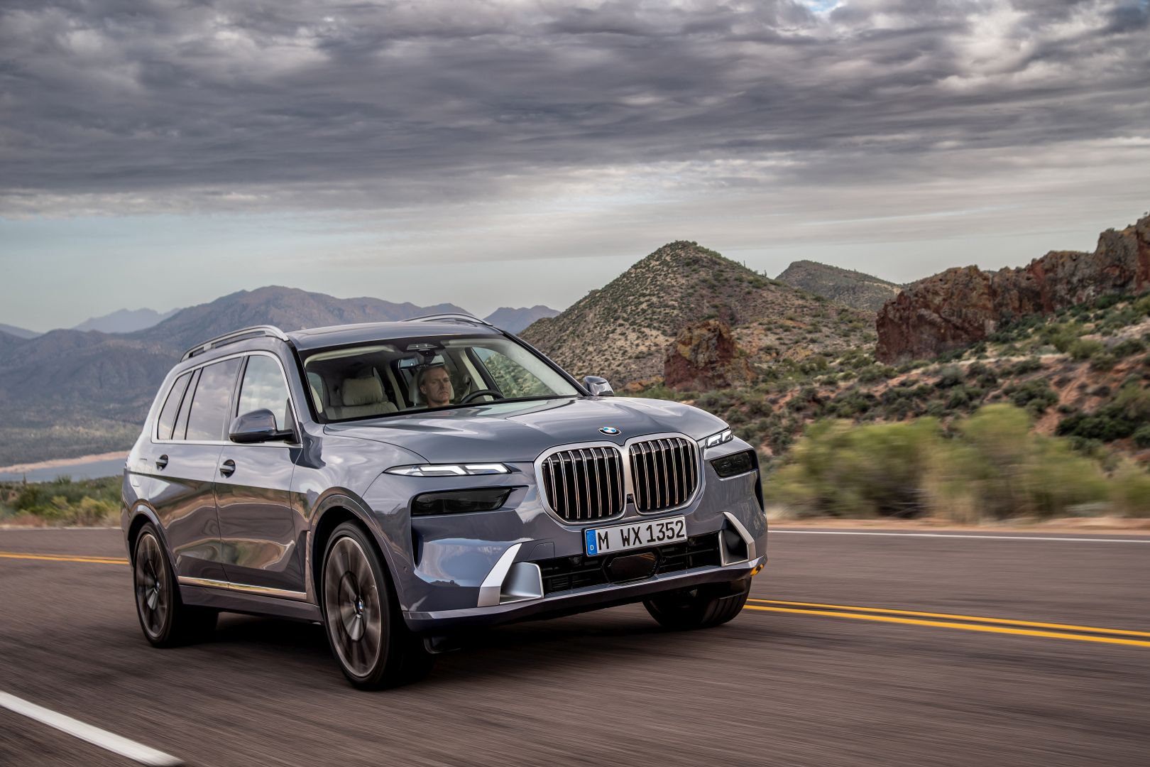 Bmw X7 photo 85