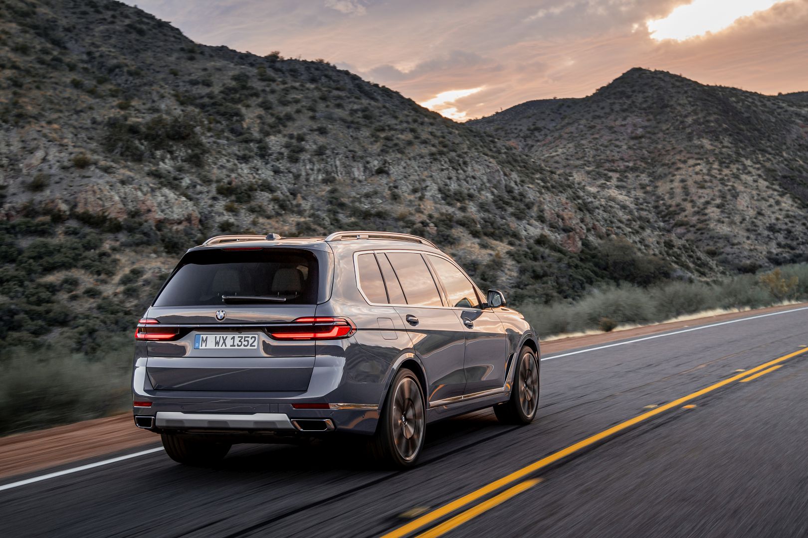 Bmw X7 photo 90