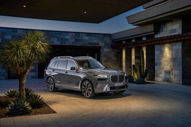 Bmw X7 photo 105