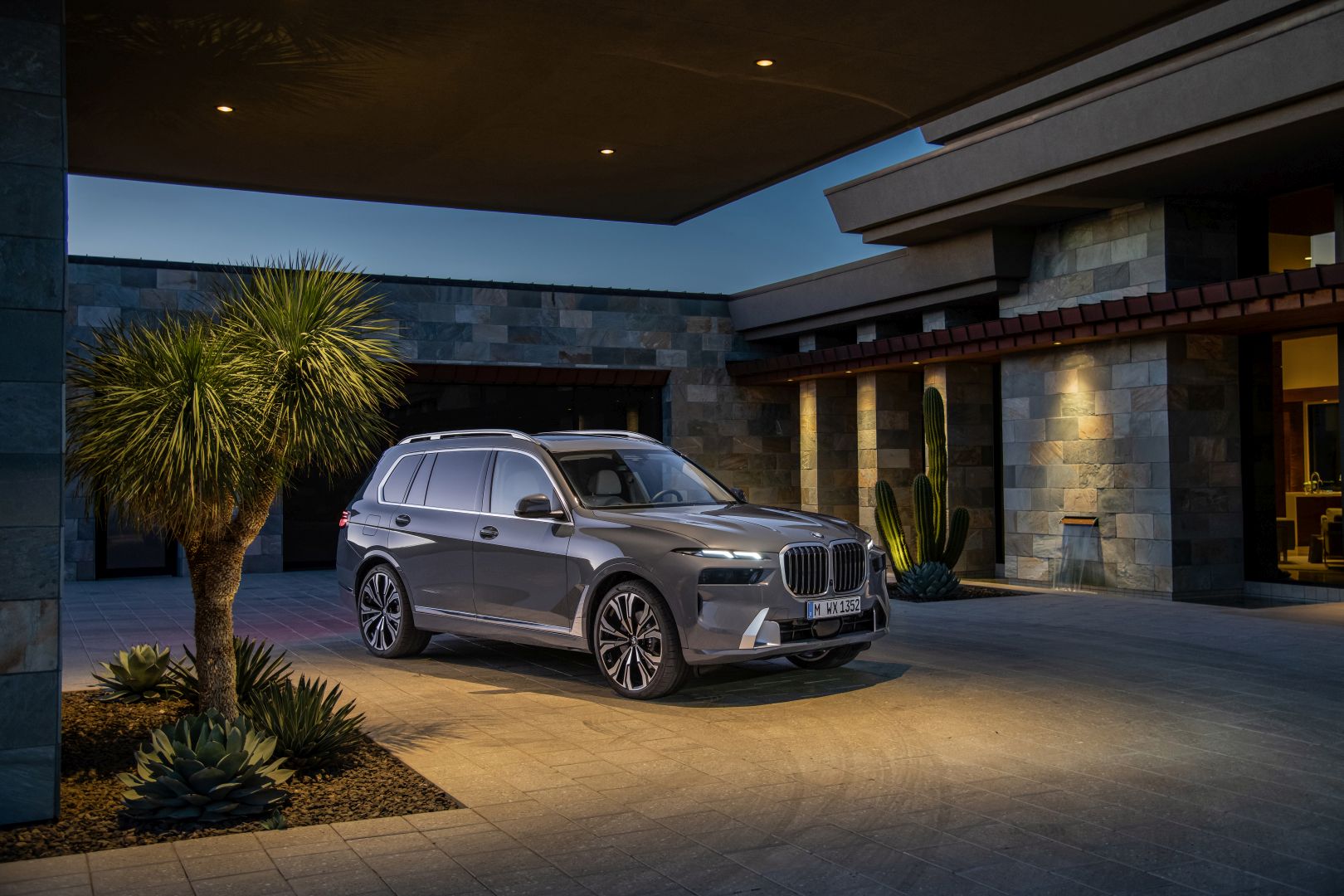 Bmw X7 photo 107