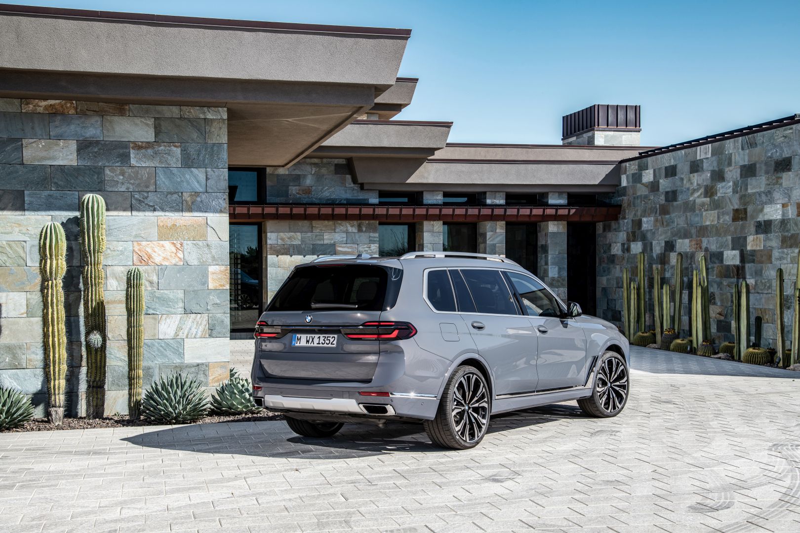Bmw X7 photo 109