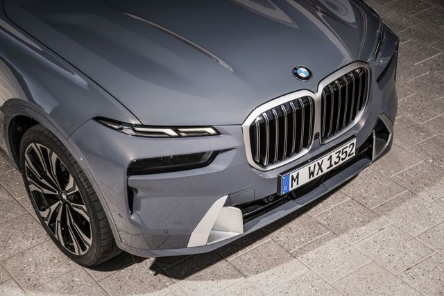 Bmw X7 photo 114