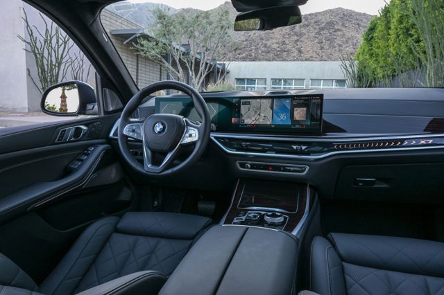 Bmw X7 photo 356