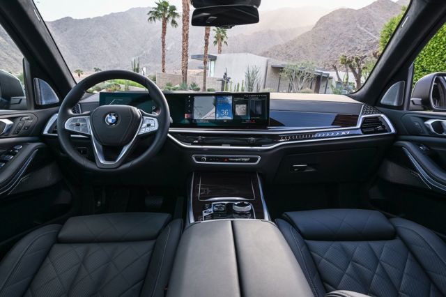 Bmw X7 photo 358