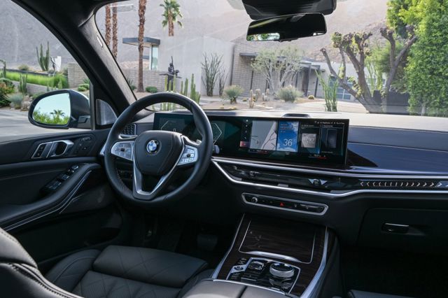 Bmw X7 photo 364
