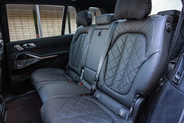 Bmw X7 photo 365