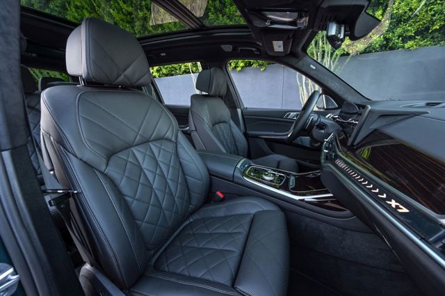 Bmw X7 photo 369