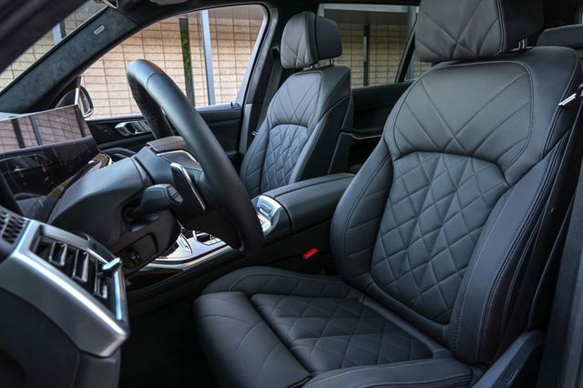 Bmw X7 photo 374