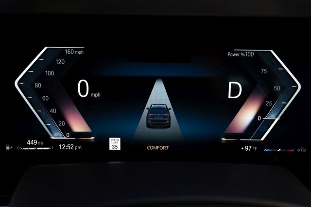 Bmw X7 photo 385