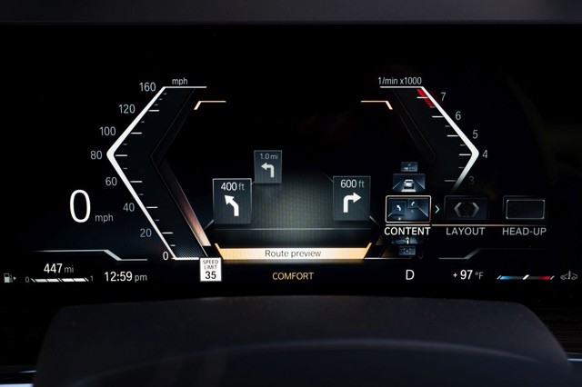 Bmw X7 photo 391