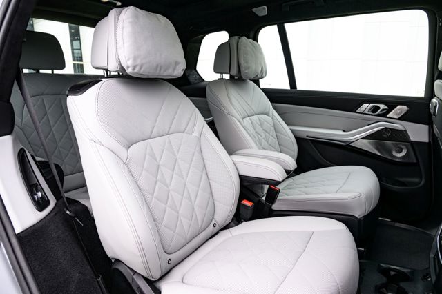 Bmw X7 photo 399