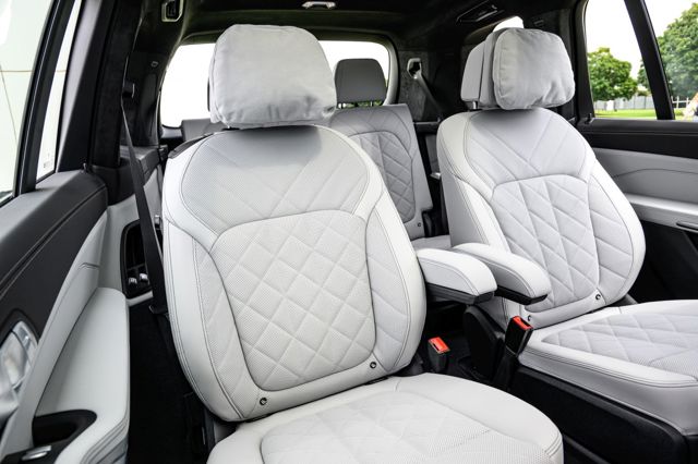 Bmw X7 photo 404