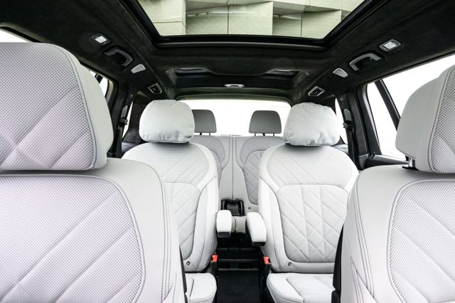 Bmw X7 photo 406