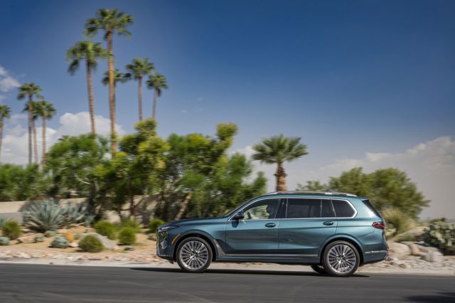 Bmw X7 photo 122