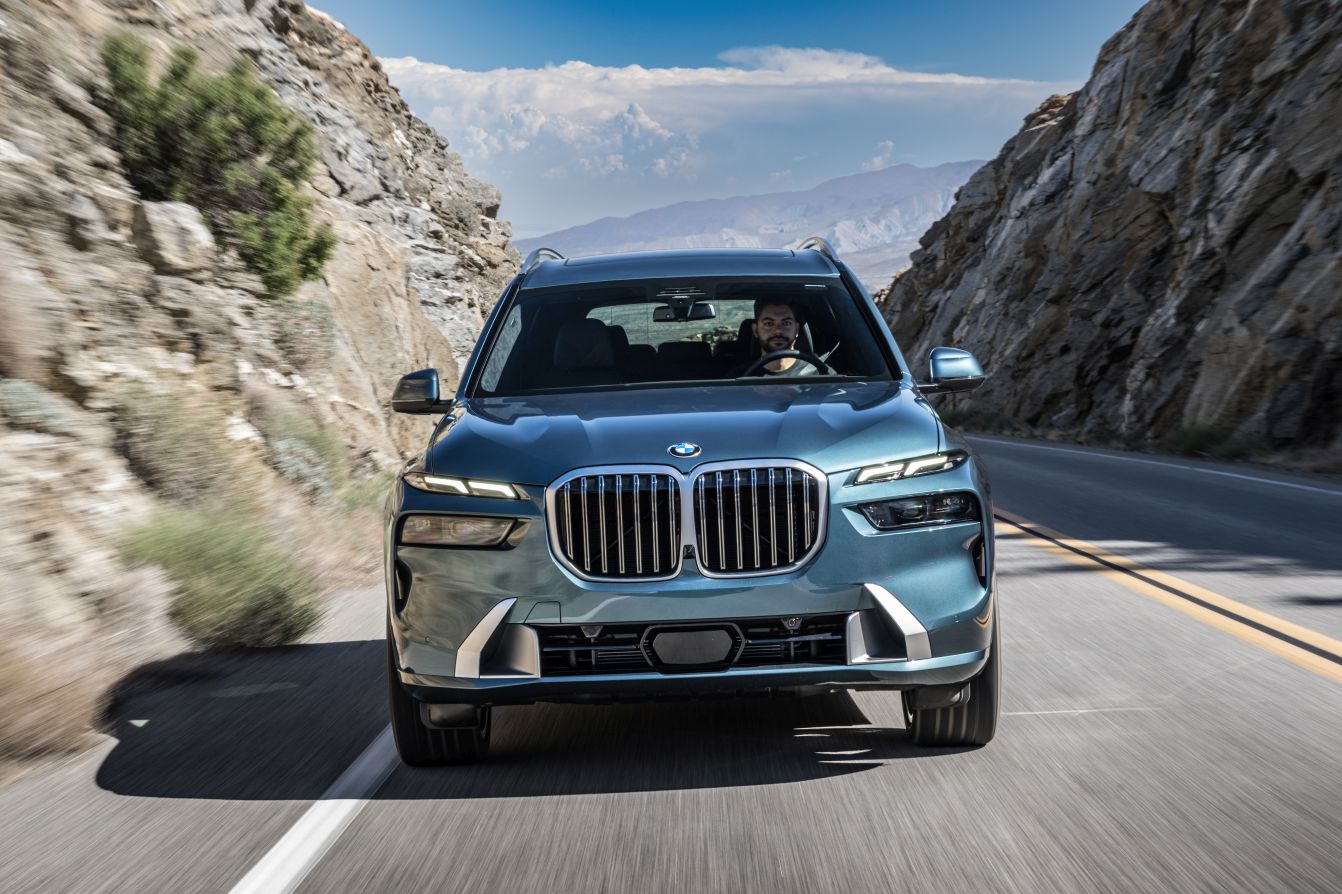Bmw X7 photo 132