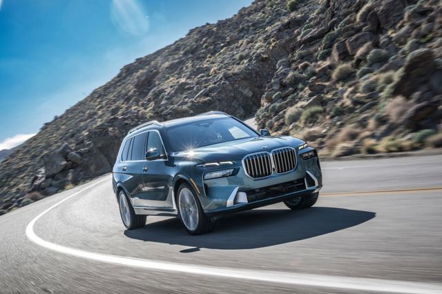 Bmw X7 photo 142