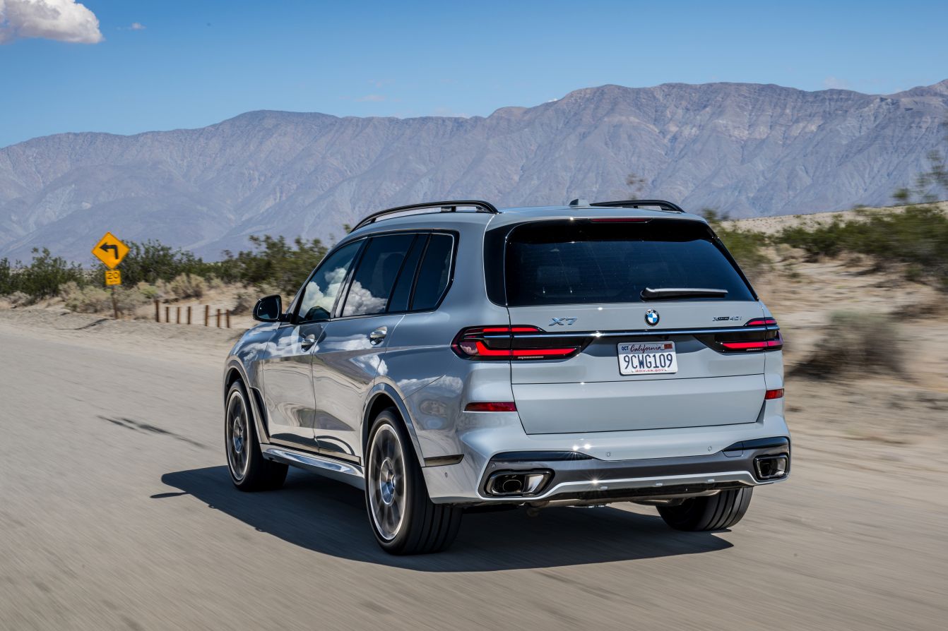 Bmw X7 photo 176