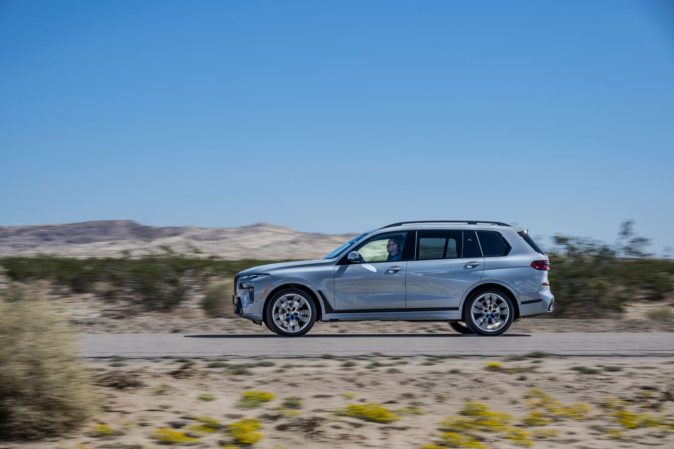 Bmw X7 photo 184