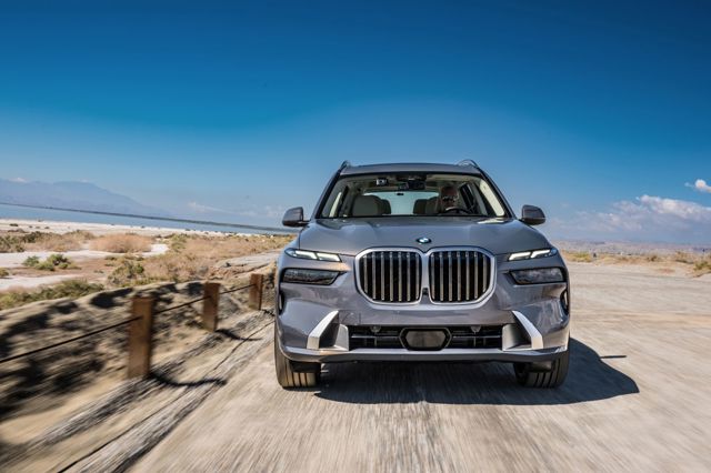 Bmw X7 photo 202