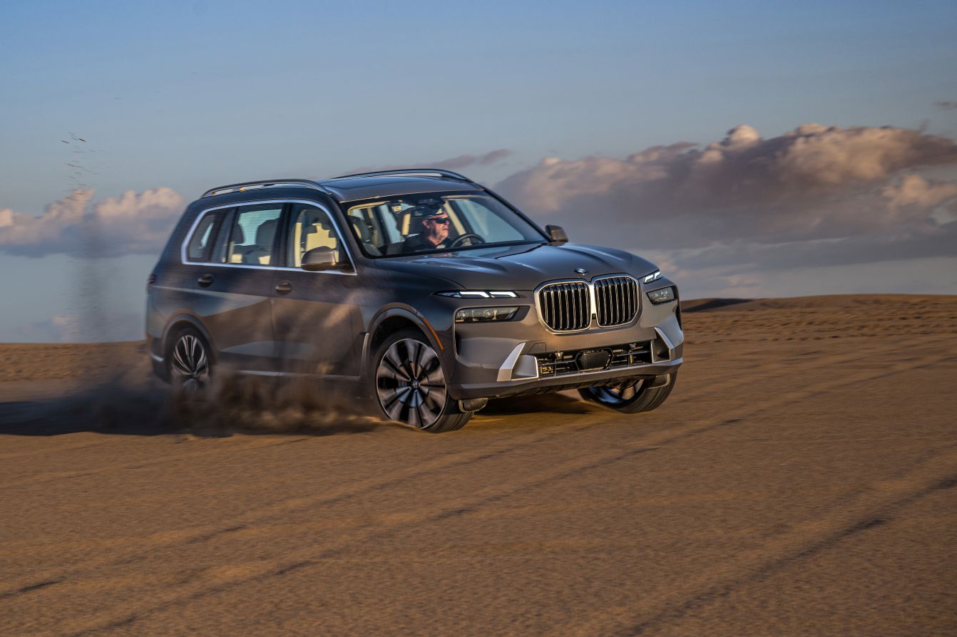 Bmw X7 photo 212