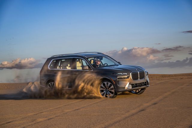 Bmw X7 photo 213