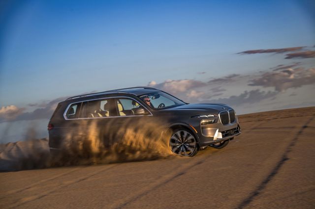Bmw X7 photo 216