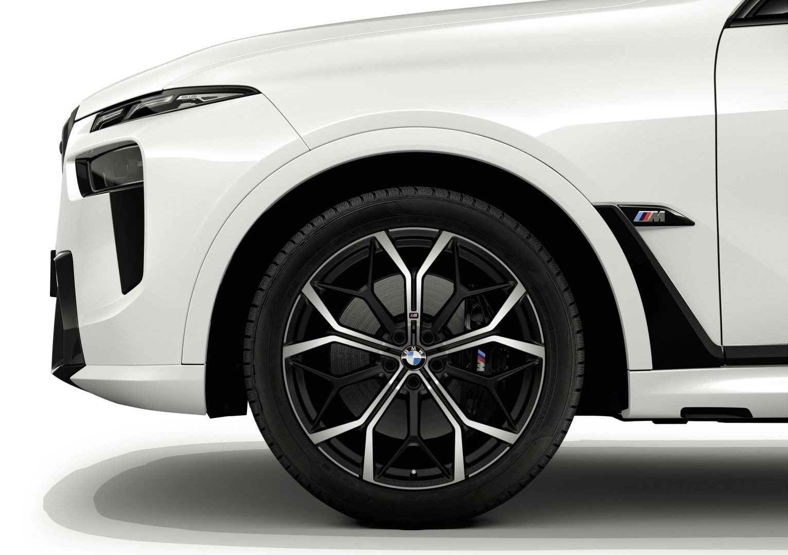 Bmw X7 photo 3
