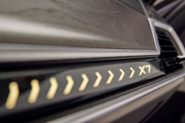 Bmw X7 photo 324