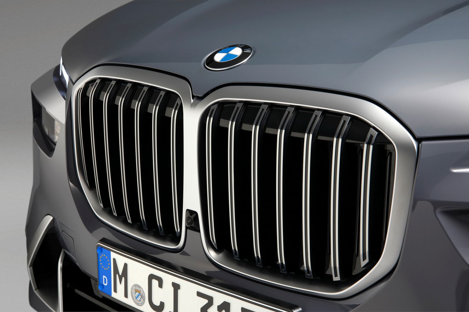 Bmw X7 photo 19