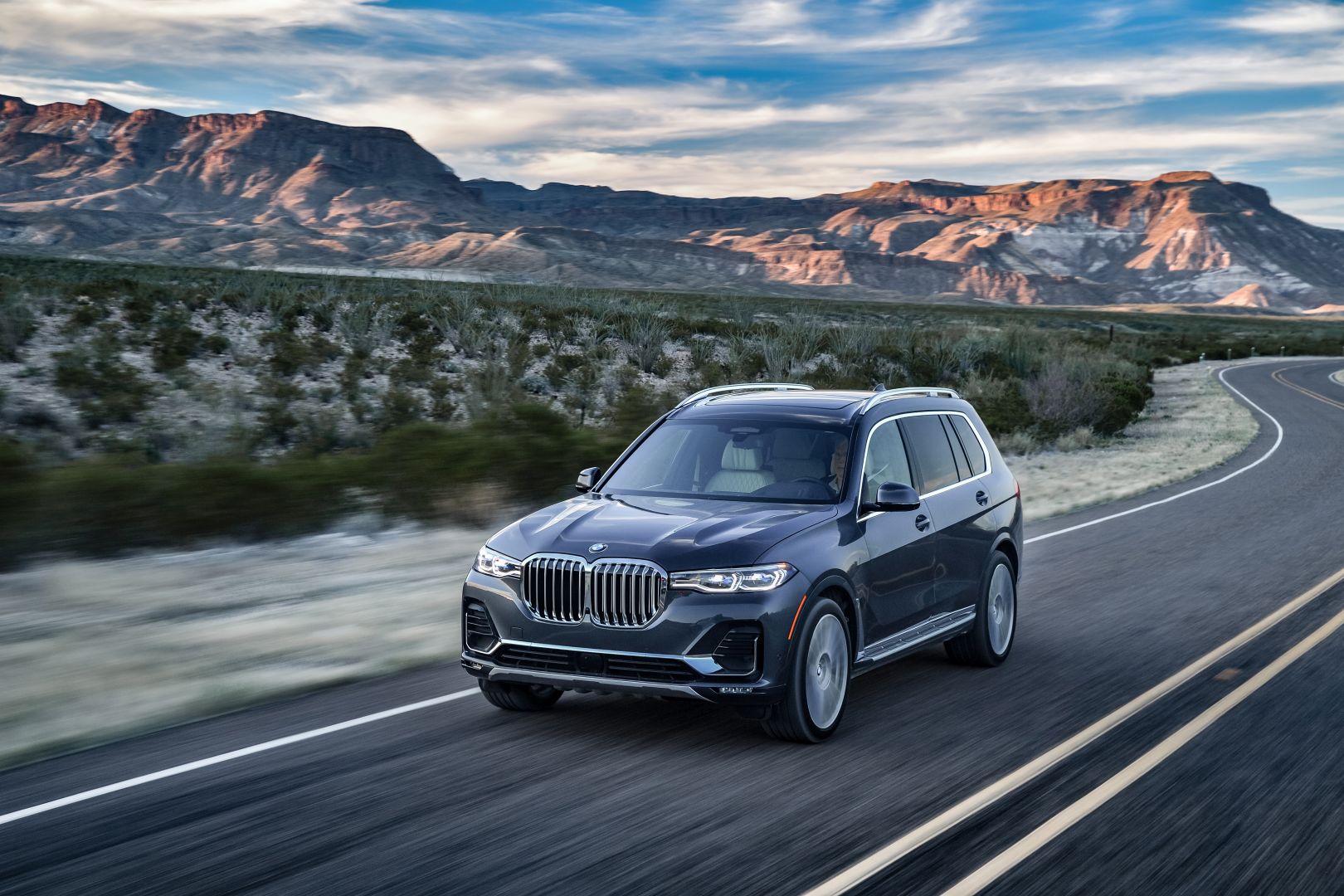 Bmw X7 photo 318