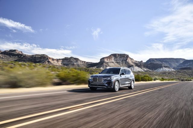 Bmw X7 photo 320