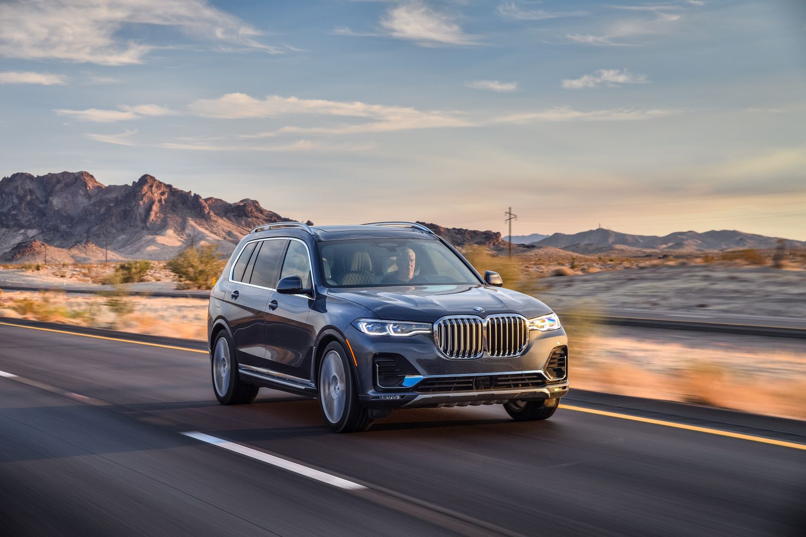 Bmw X7 photo 325