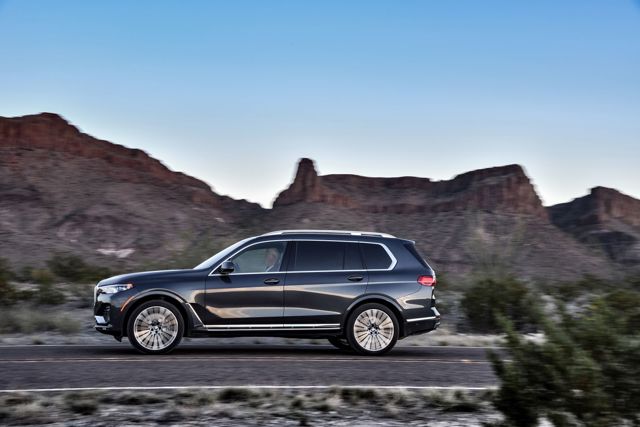 Bmw X7 photo 357