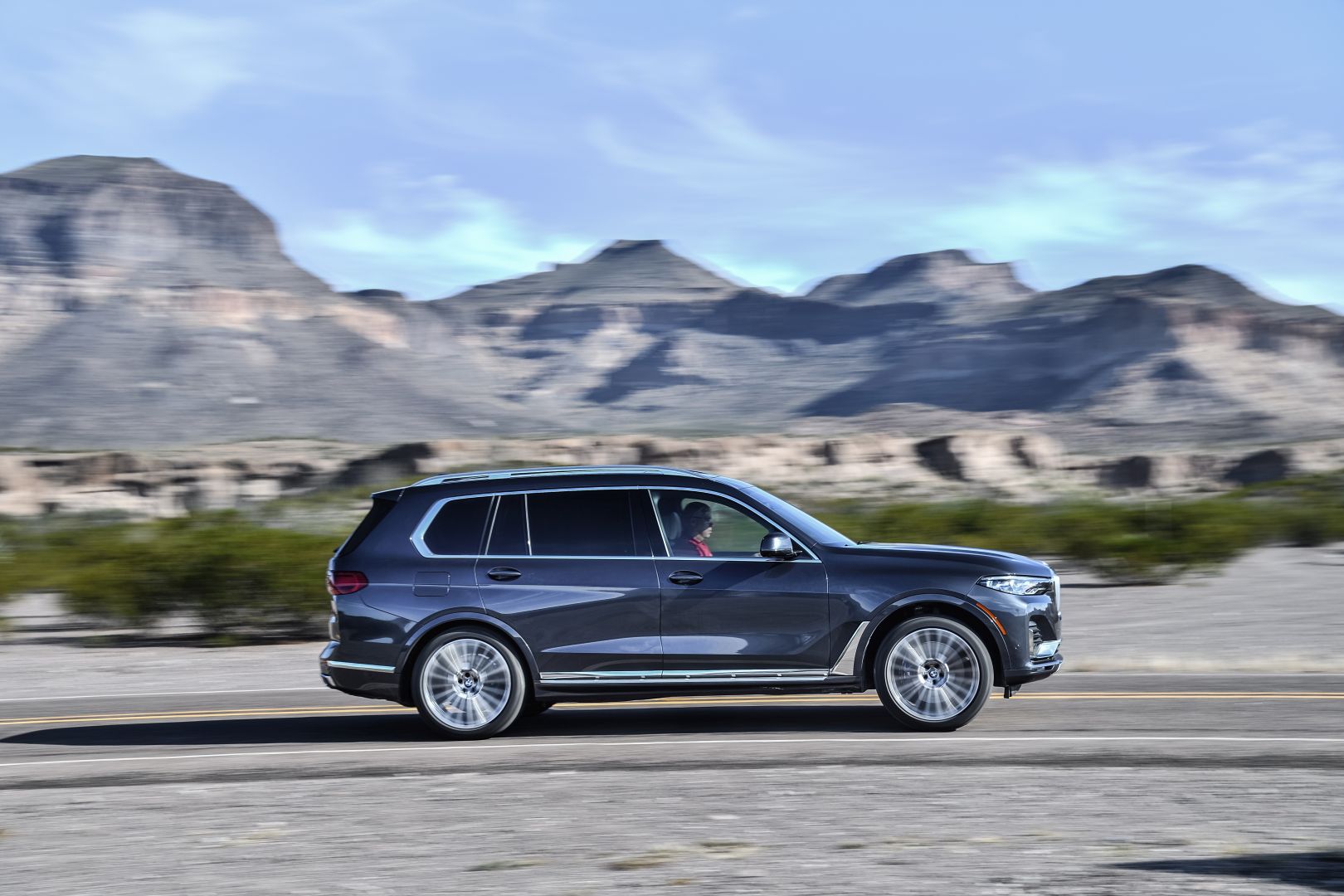 Bmw X7 photo 359