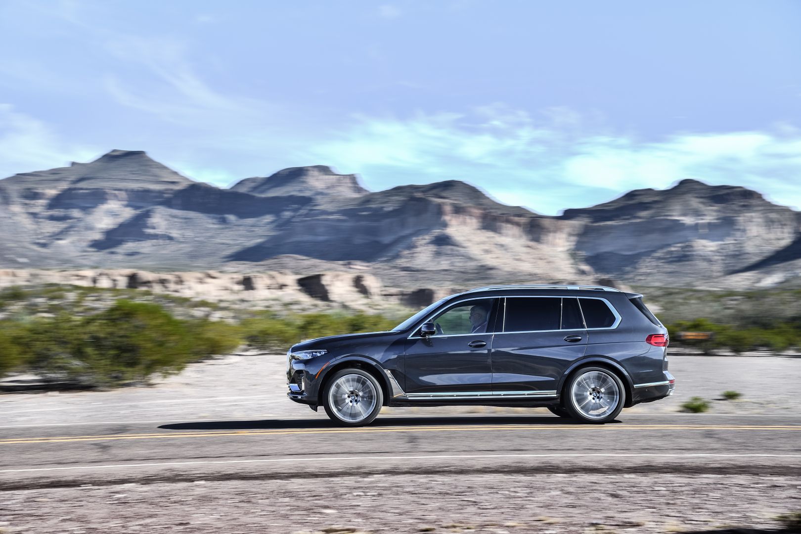 Bmw X7 photo 361