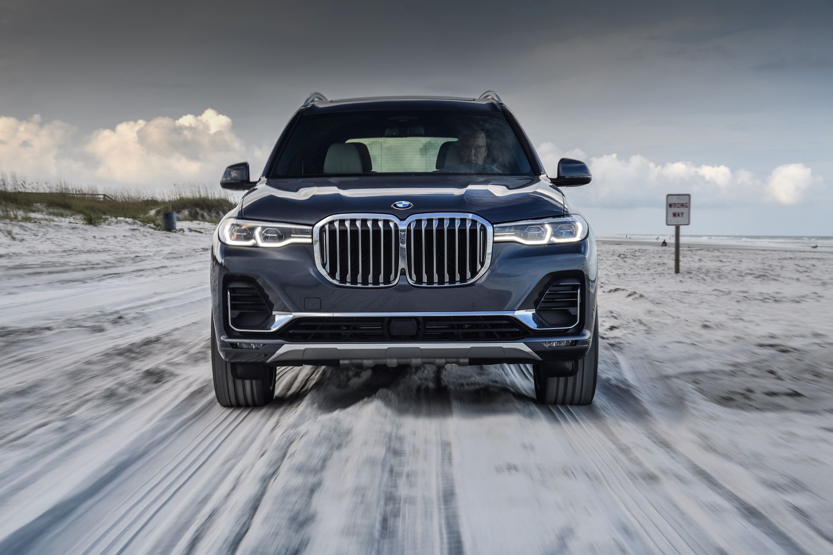 Bmw X7 photo 140