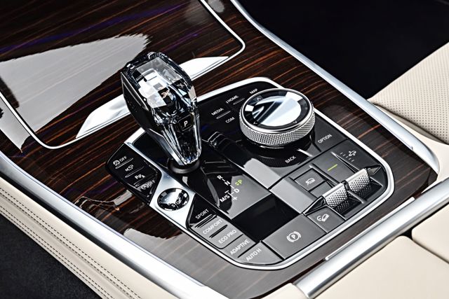 Bmw X7 photo 247