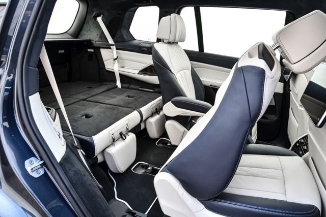 Bmw X7 photo 252