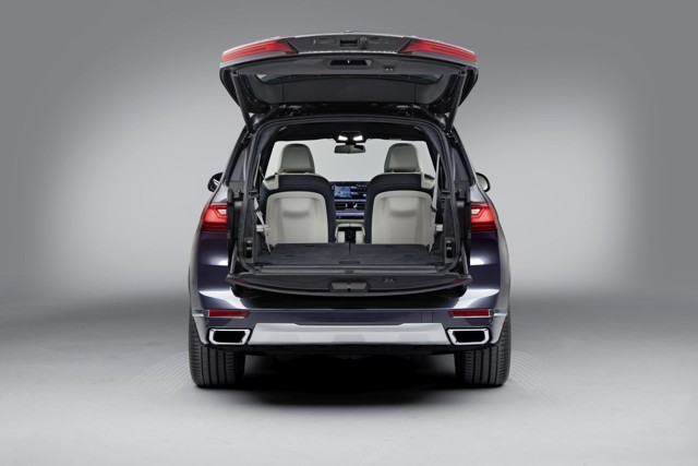 Bmw X7 photo 241