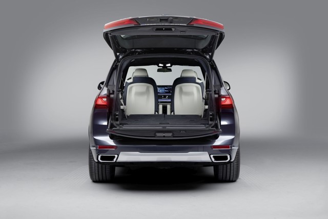 Bmw X7 photo 242