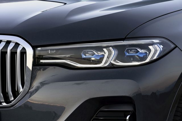 Bmw X7 photo 12