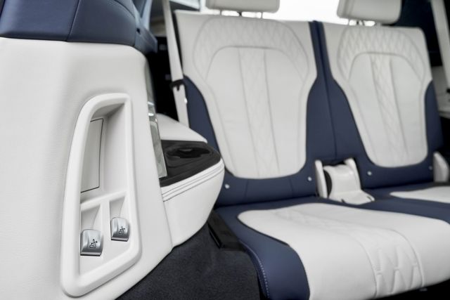 Bmw X7 photo 216
