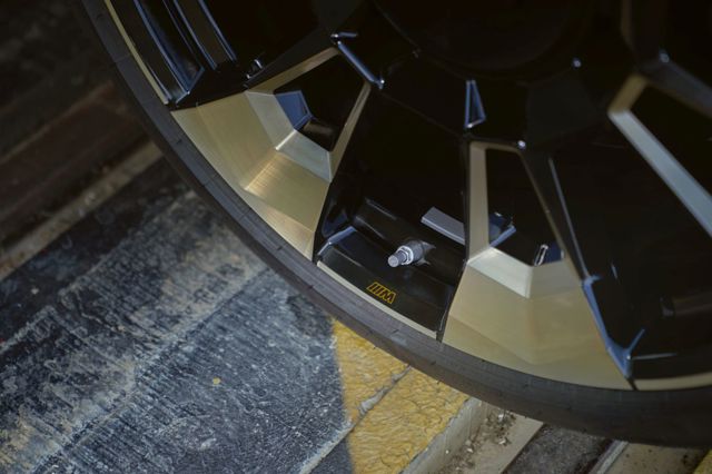 Bmw Xm foto 56