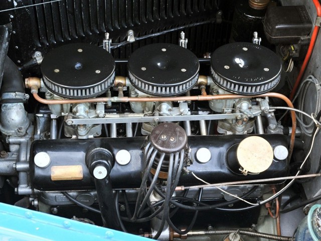 Bristol 402 photo 8