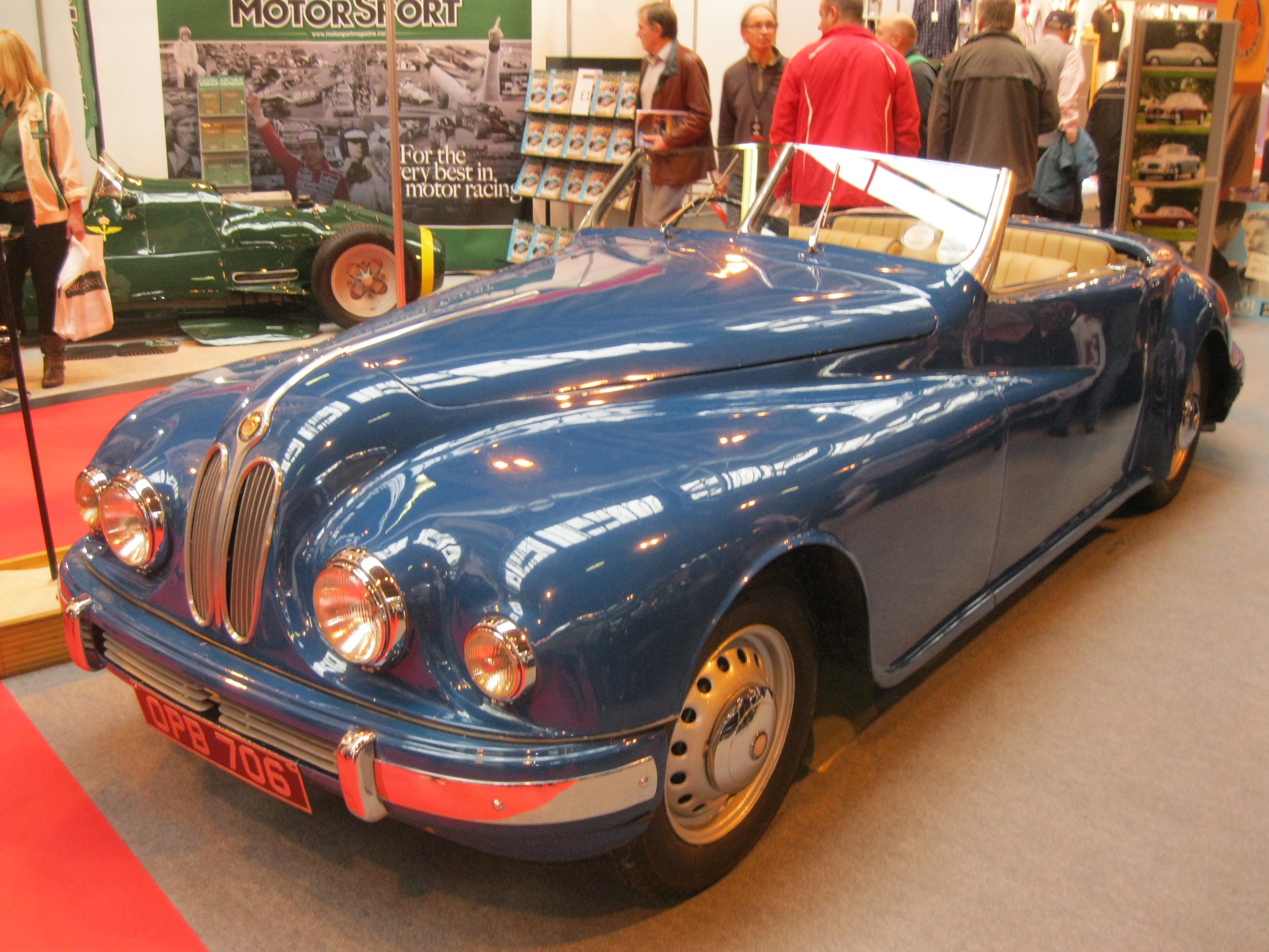 Bristol 402 photo 5